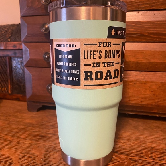NWT YETI Rambler 20 oz Mug in Seafoam - Picture 5 of 11